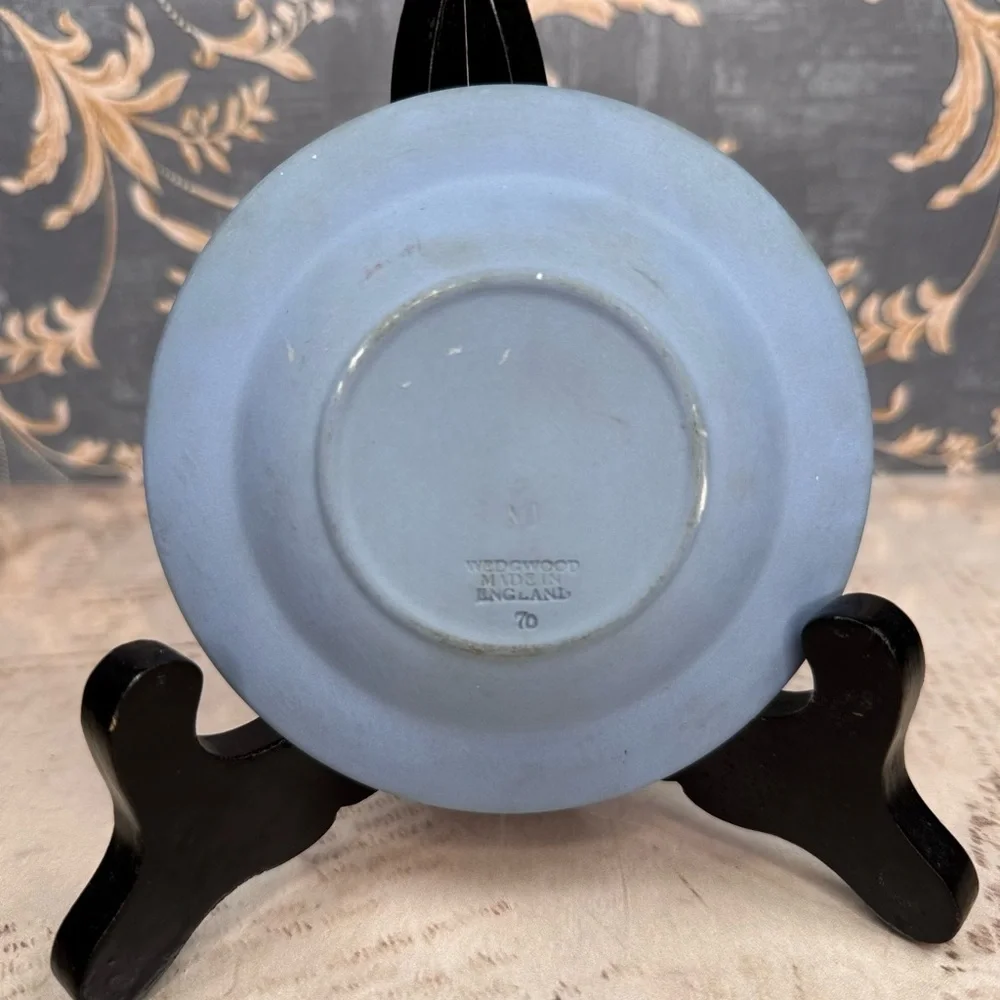 Vintage Wedgwood Blue Jasperware Cherub Pin Dish 1970 England